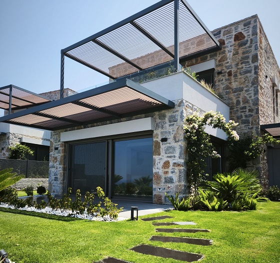 2025 turizm karnesi: Otel tatili out, yazlıkta tatil in!