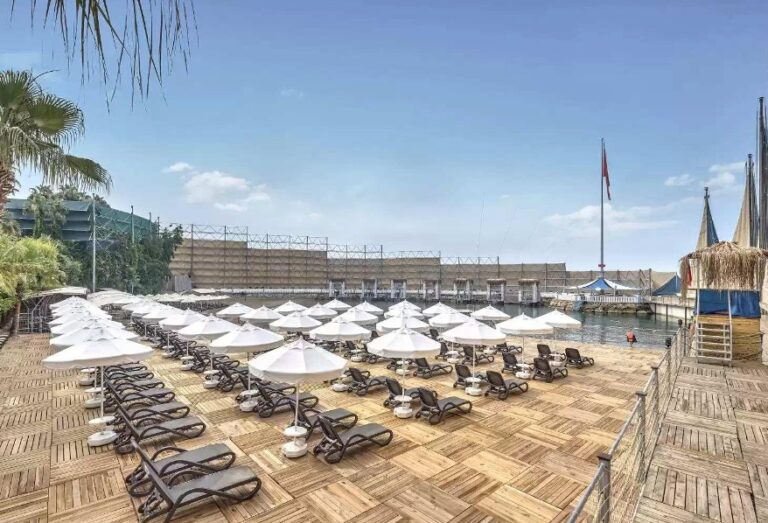 Antalya’da Muhafazakar Tatil Konsepti